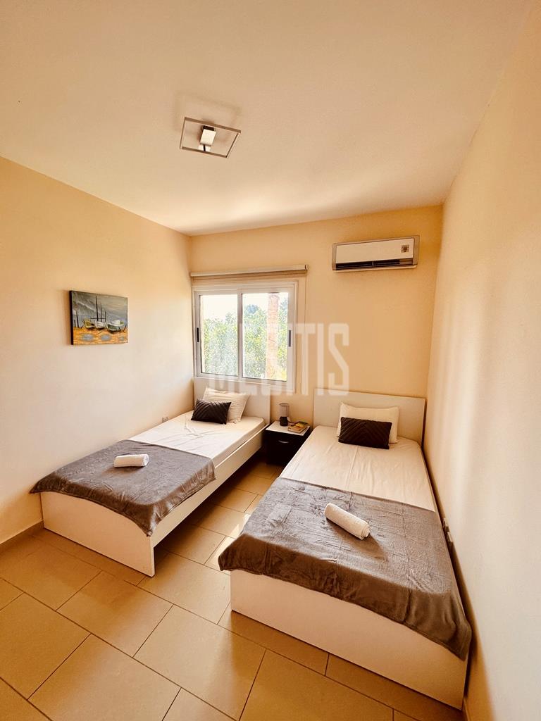 Seaview 2 Bedroom Apartment For Sale In Kato Paphos - With Communal Swimming Pool_21213