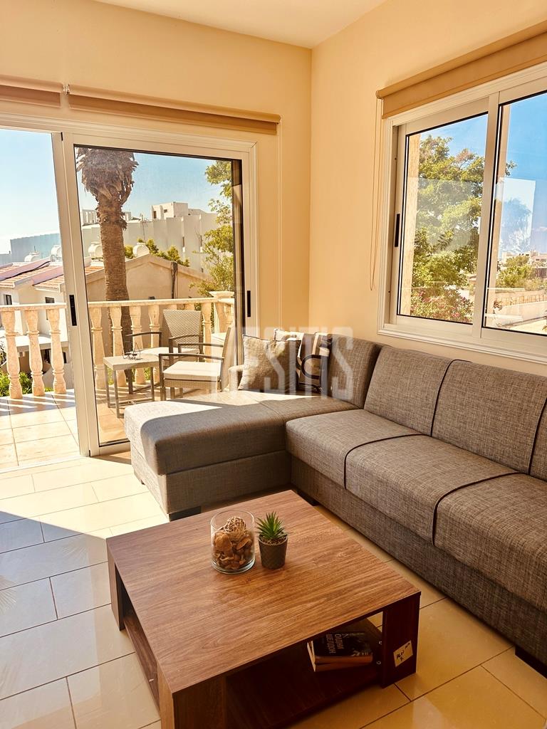 Seaview 2 Bedroom Apartment For Sale In Kato Paphos - With Communal Swimming Pool_21213