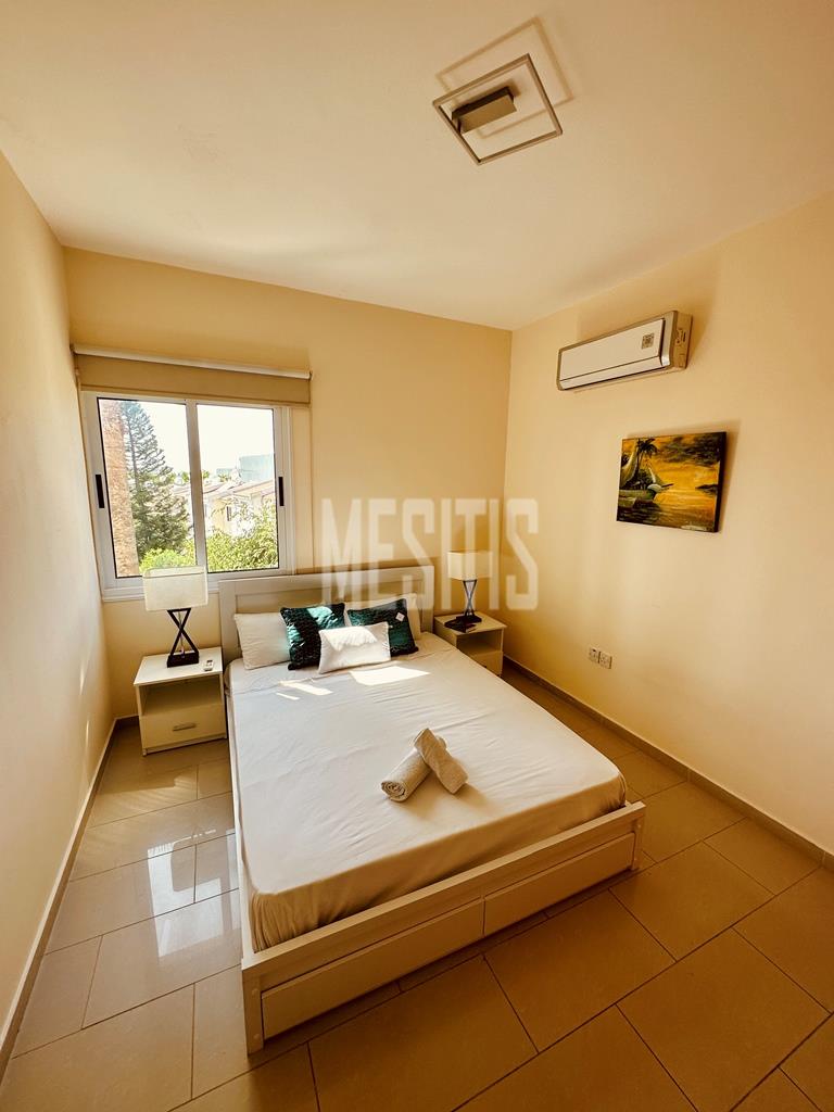 Seaview 2 Bedroom Apartment For Sale In Kato Paphos - With Communal Swimming Pool_21213