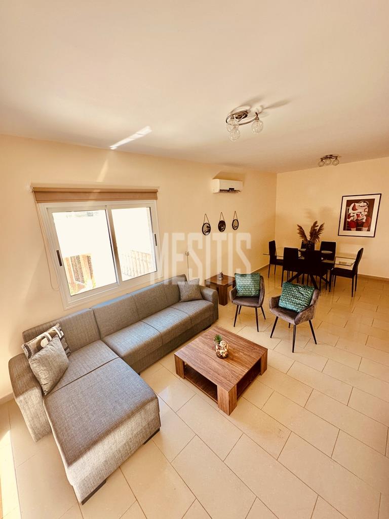 Seaview 2 Bedroom Apartment For Sale In Kato Paphos - With Communal Swimming Pool_21213