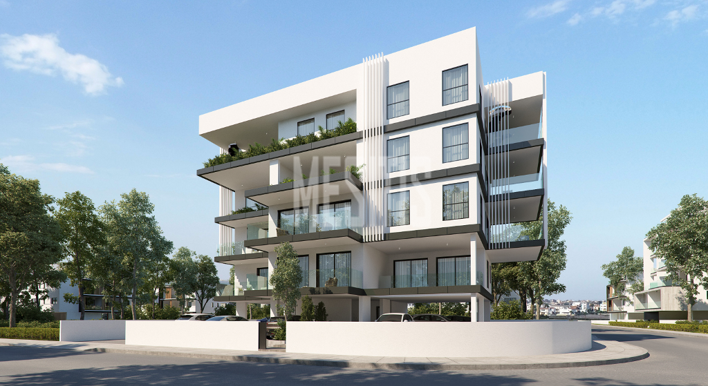 Luxury Sea View Bedroom Penthouse With Roof Garden For Sale Close To The Center Of Larnaka_39286