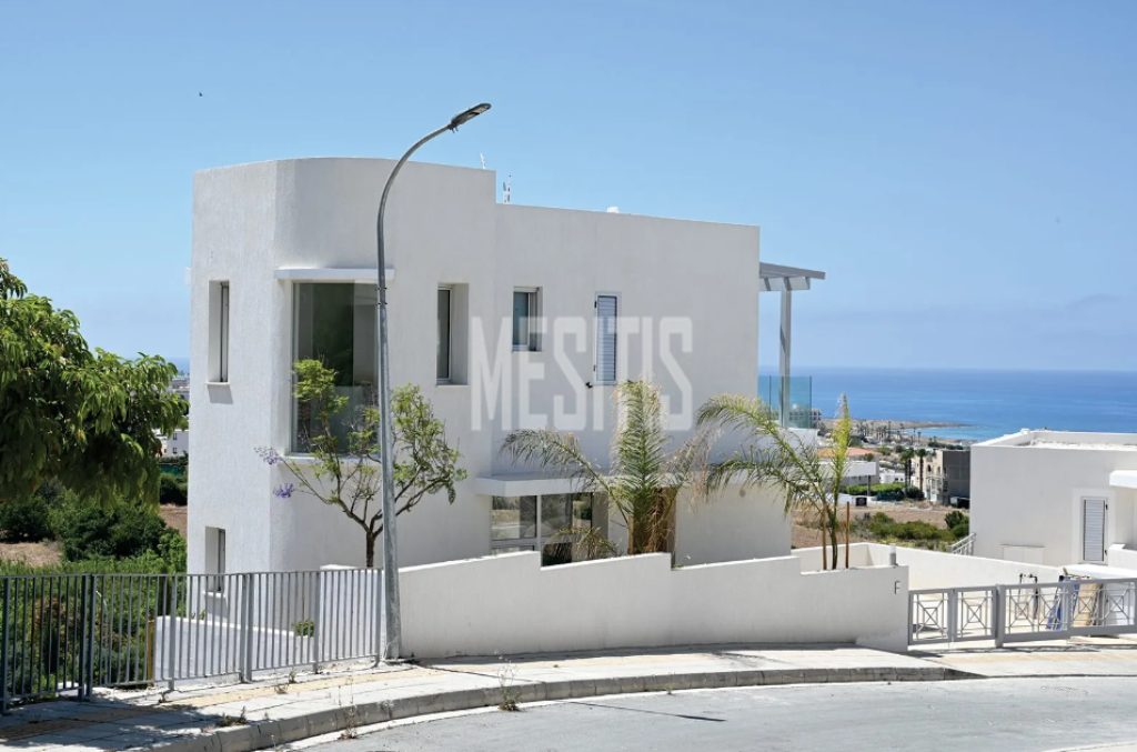 Seaview 4 Bedroom Luxury Villa For Sale In Chloraka, Pafos_28668