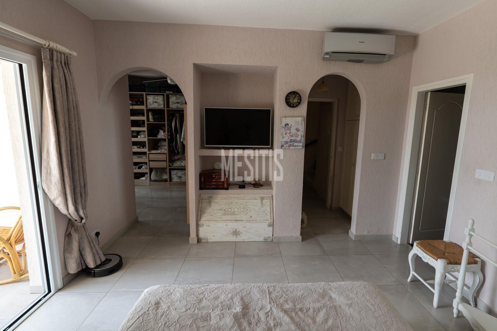 Luxury 4-Bedroom Villa Fоr Sаle In Tala, Paphos_25054