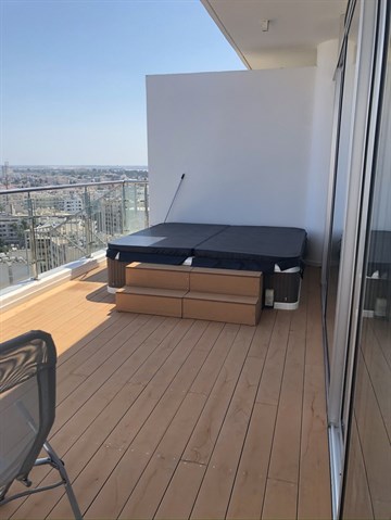 Ready To Move In 3 Bedroom Duplex Penthouse With Sea View For Sale Near Larnaca Marina & City Centre, Larnaca