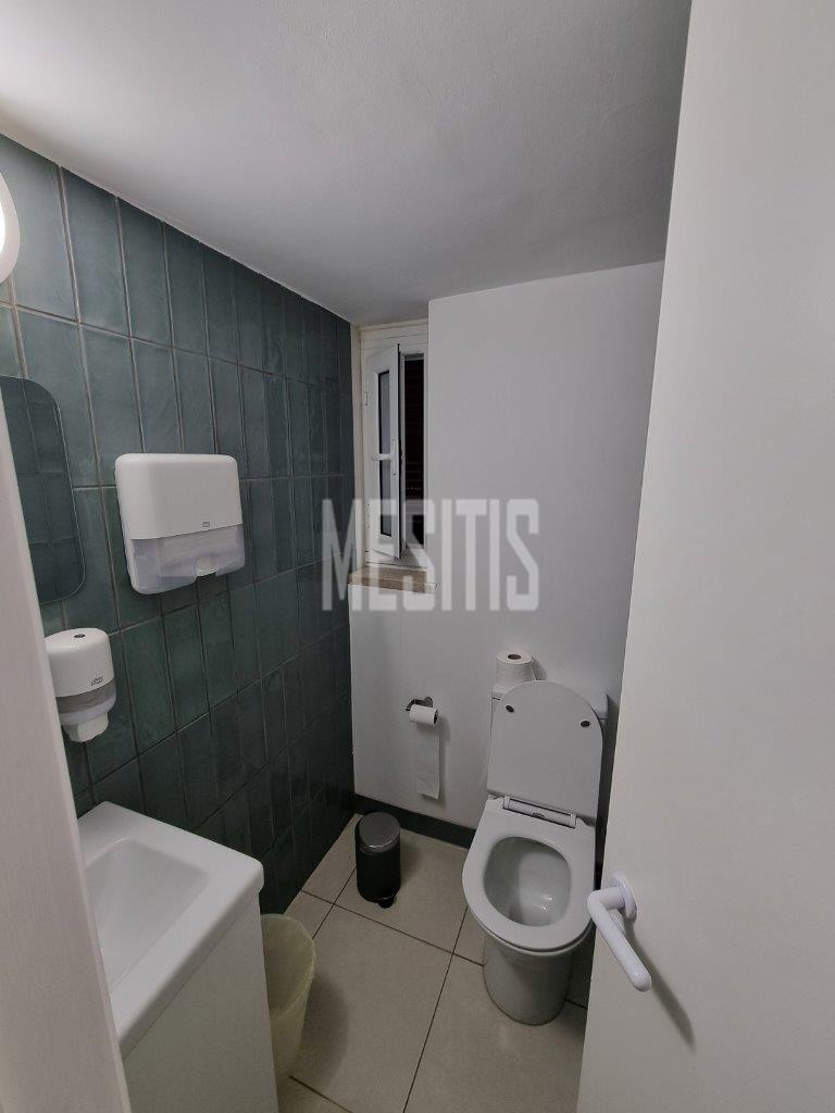 Refurbished High Spec and Fully Furnished Office Space for Rent in Central Nicosia_53430