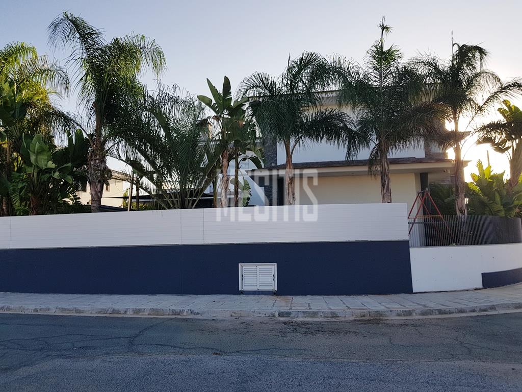 4+1 Bedroom Villa For Rent and For Sale In Kokkinotrimithia, Nicosia_16264