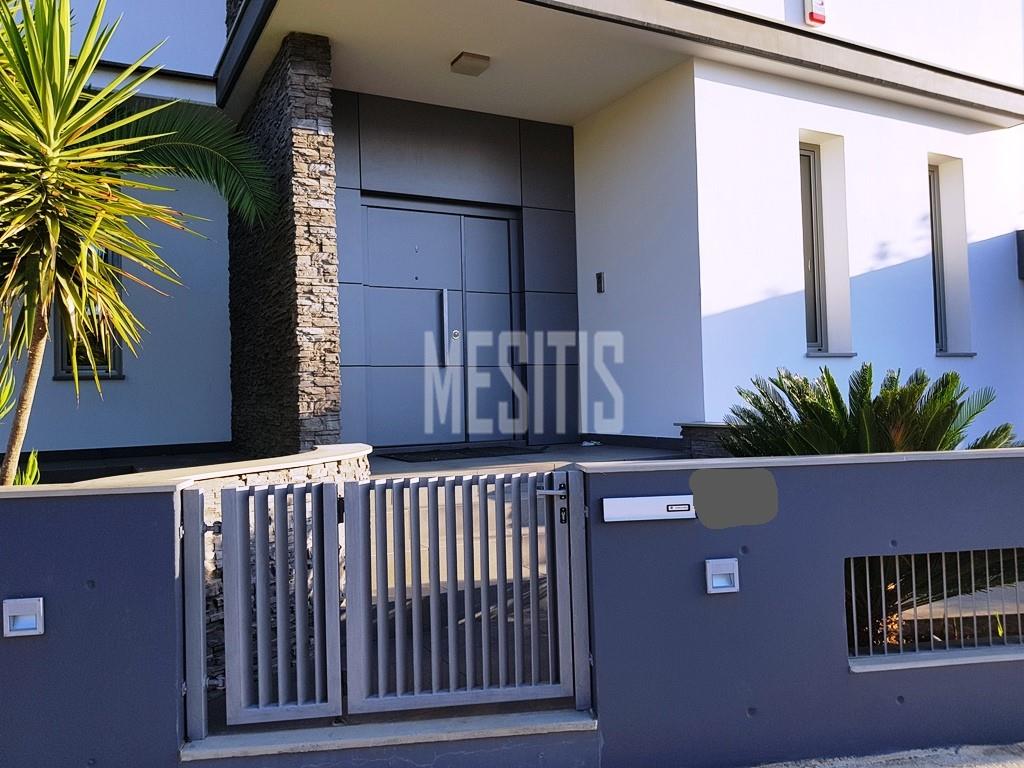 4+1 Bedroom Villa For Rent and For Sale In Kokkinotrimithia, Nicosia_16264