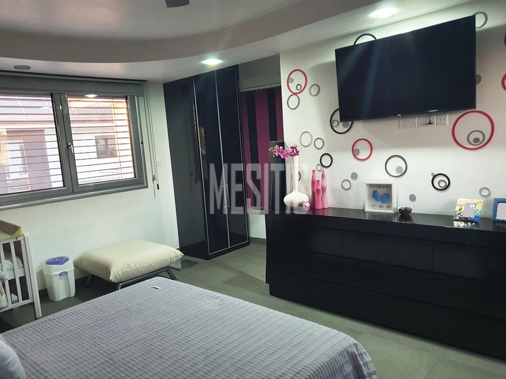 4+1 Bedroom Villa For Rent and For Sale In Kokkinotrimithia, Nicosia_16264