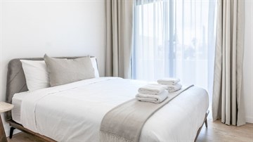 Seaview Modern 1 & 2 Bedroom Apartments For Sale In Pafos City Centre