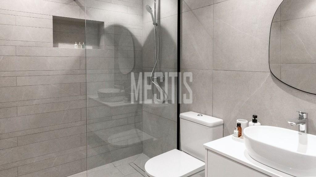 Seaview Modern 1 Bedroom Ground Floor Apartment For Sale In Pafos City Centre_44516