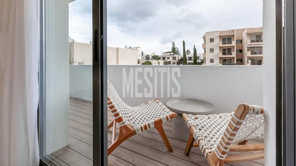 Seaview Modern 1 Bedroom Ground Floor Apartment For Sale In Pafos City Centre_44516