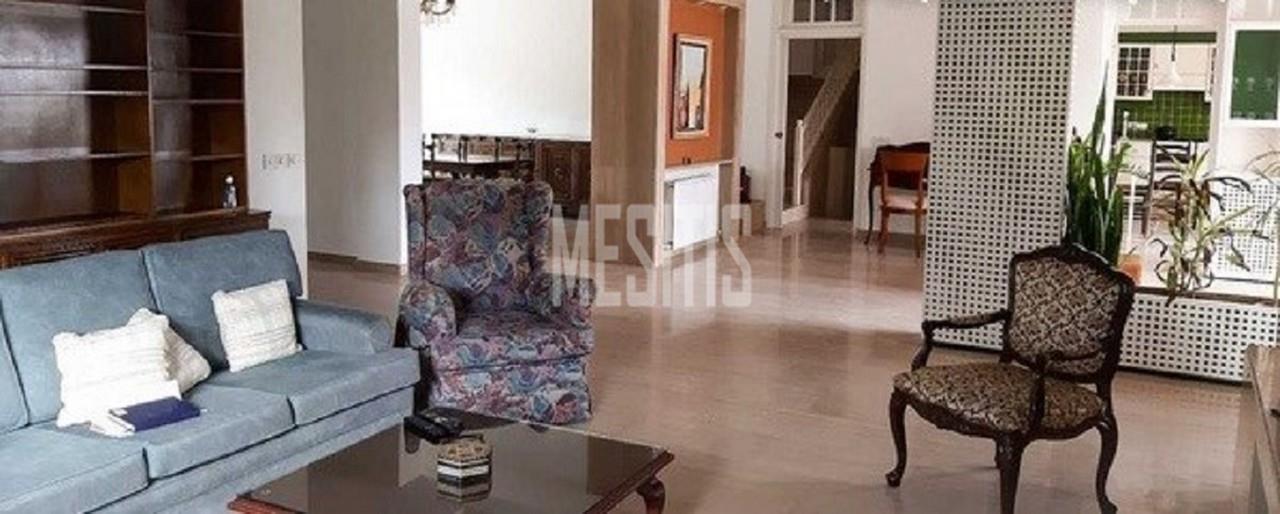 4 Bedroom House For Rent In Engomi, Nicosia_11472