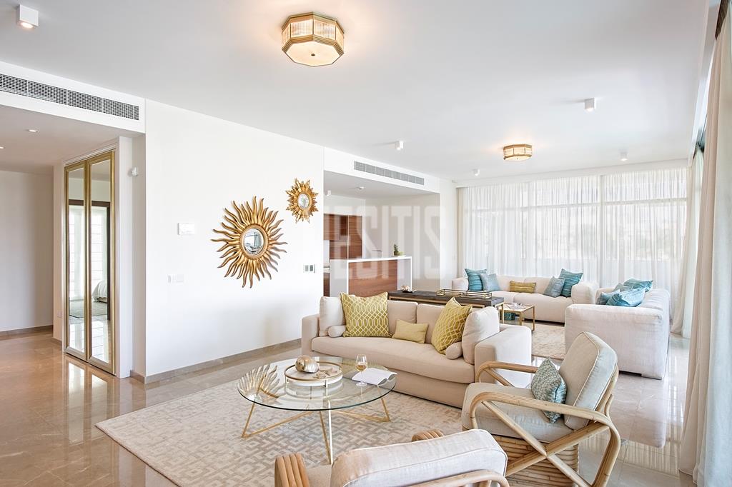 3 Bedroom Luxury Apartment For Sale In Limassol Marina Area_15353