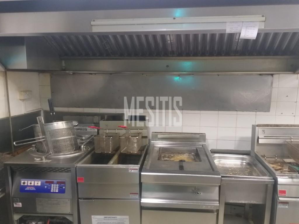 Profitable Business For Sale In A Central Avenue Of Nicosia_24696