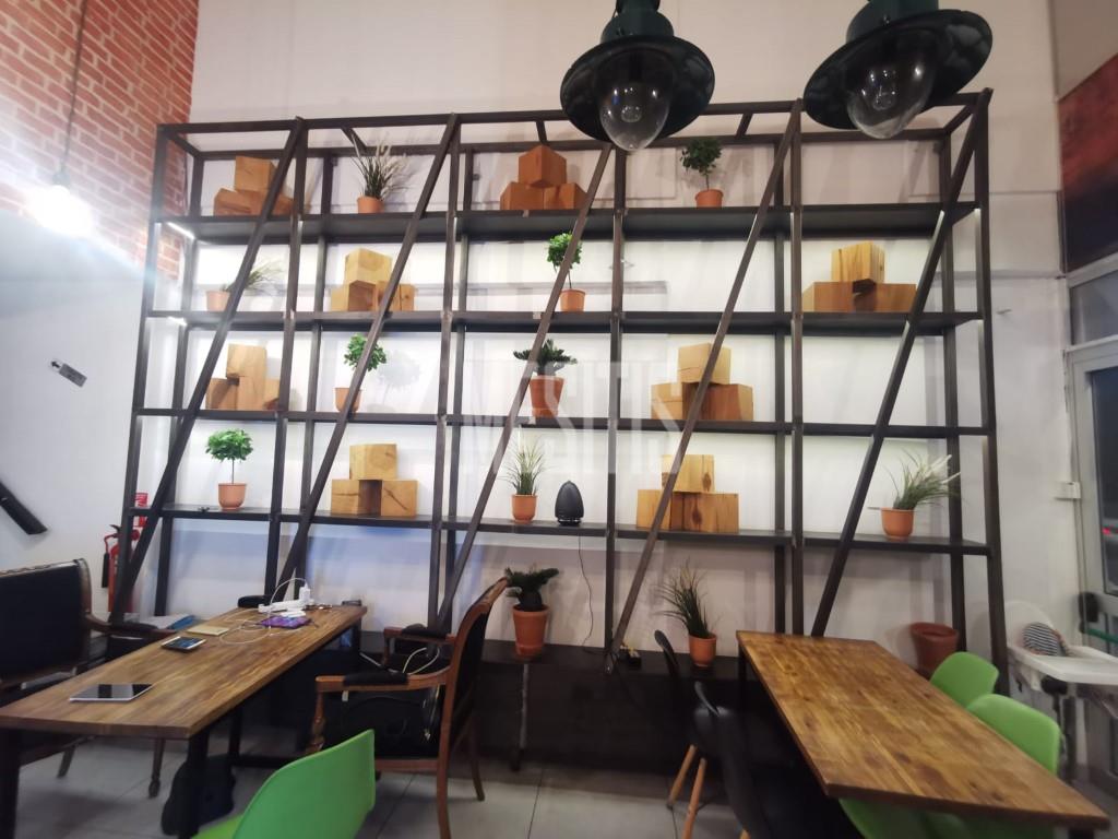 Profitable Business For Sale In A Central Avenue Of Nicosia_24696