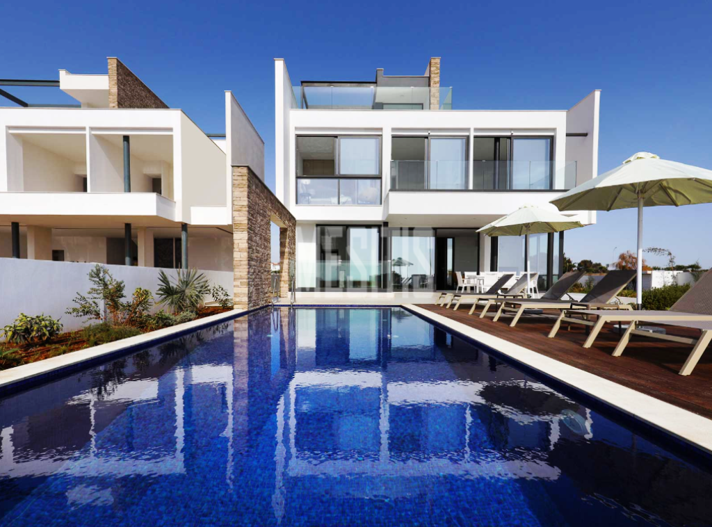 5 Bedroom Seafront Luxury Villa For Sale In Agia Thekla, Agia Napa_24694