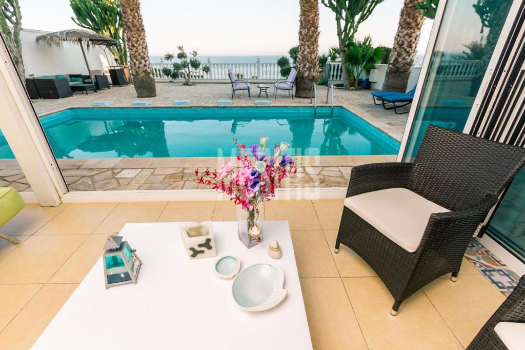 Beachfront 3 Bedroom Amazing House For Sale In Zygi - With Swimming Pool_13304