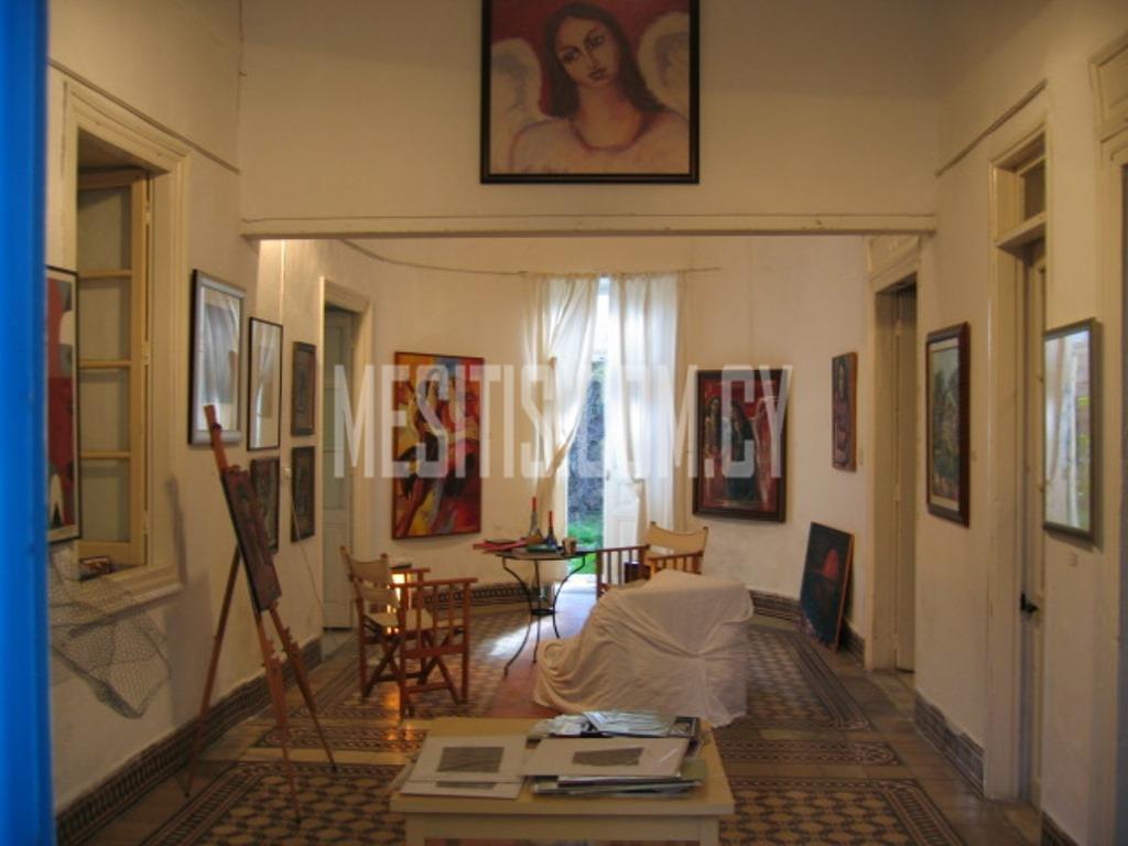 Listed And Traditional House For Sale In Old Town Of Nicosia In A Plot Of 320 Sq.M._2599