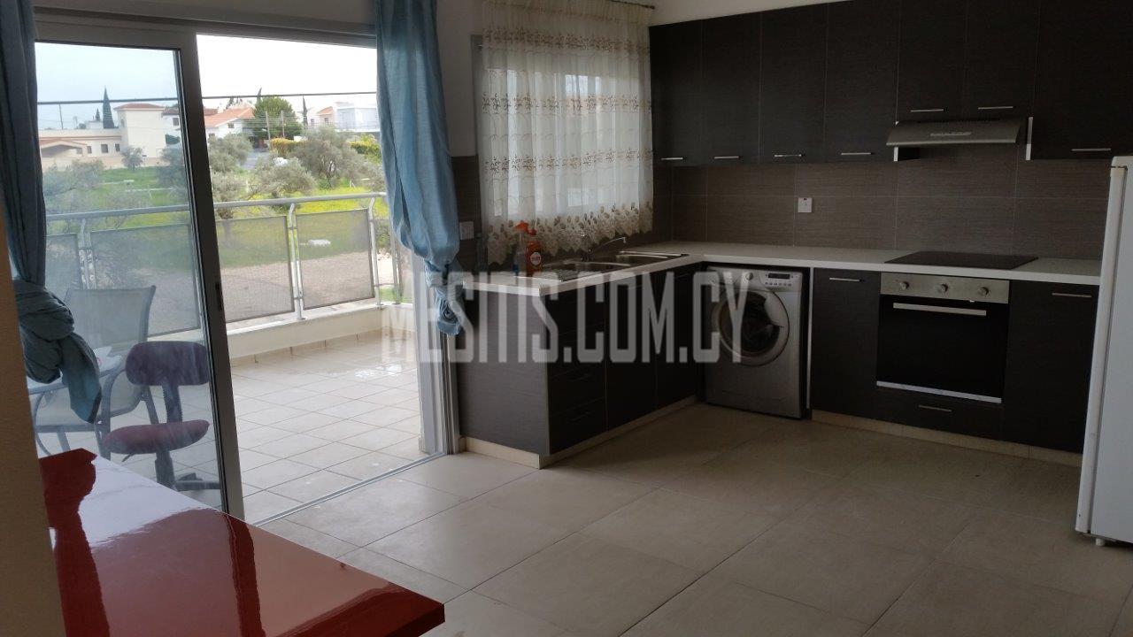 2 Bedroom Apartment For Sale Near Laiki Sporting Club In Latsia_3465