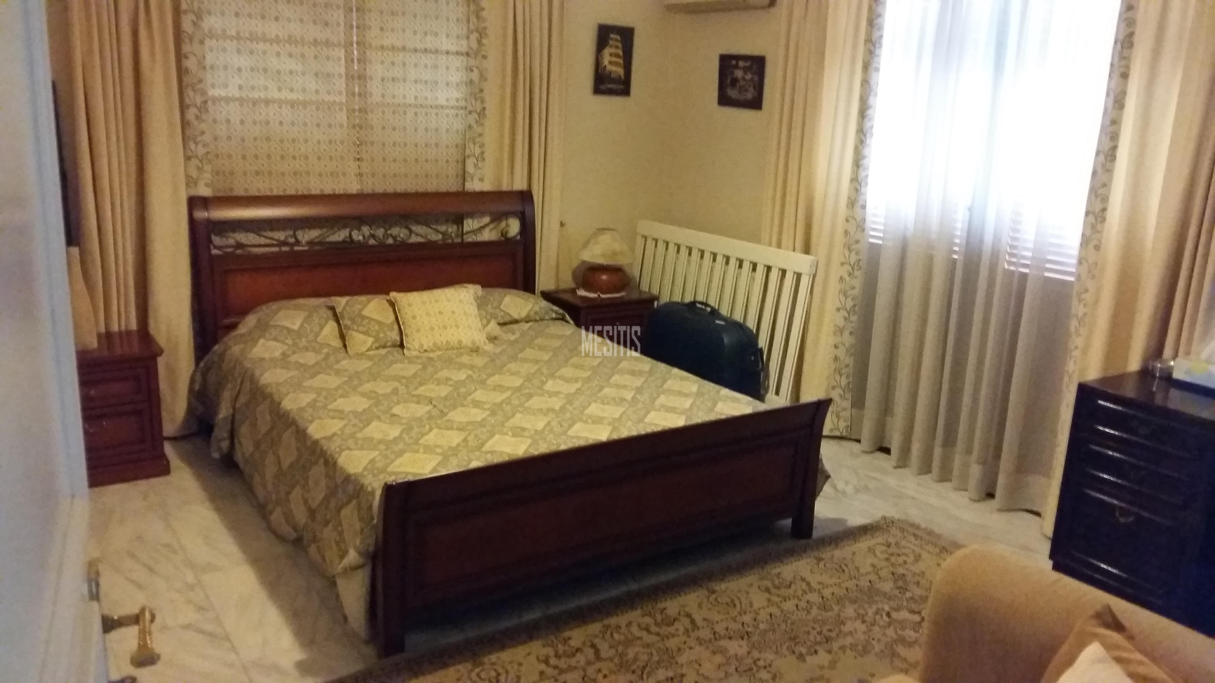 Luxurious 6 Bedroom House for sale in Engomi_9468