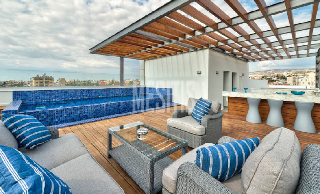 1 Bedroom Apartment For Sale In Pafos, Tombs of The Kings area_8043