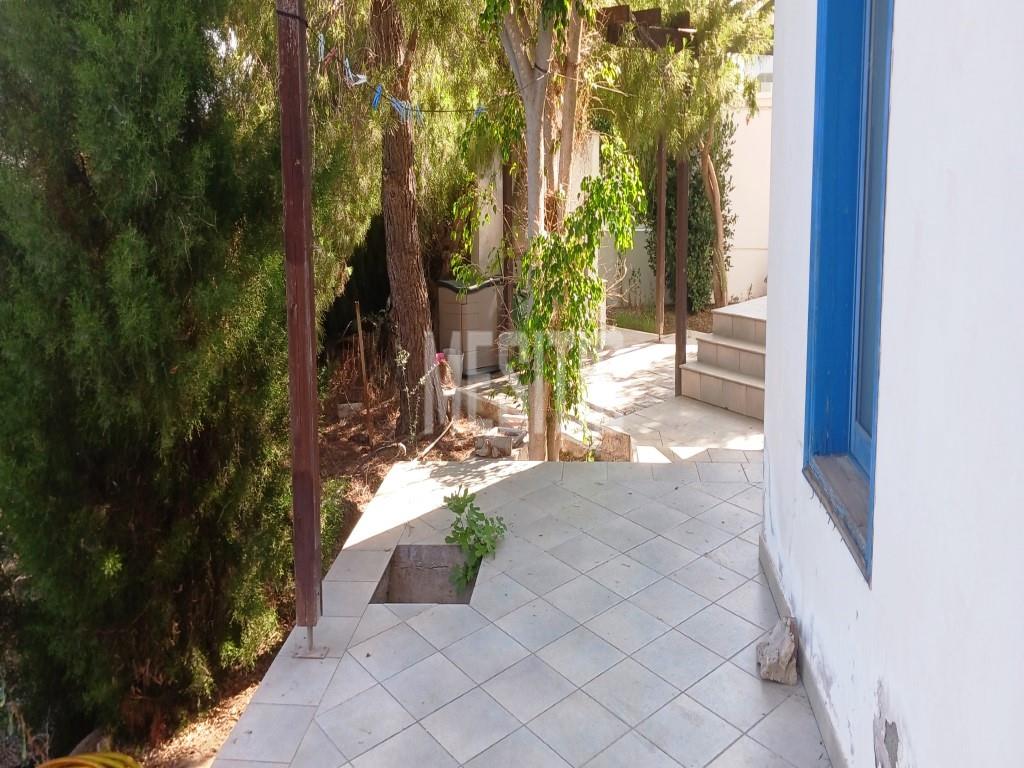 Large 3 Bedroom House For Sale In Platy Aglantzias, Nicosia - Adjacent To Forest Government Land At The Back And Facing A Park_28020