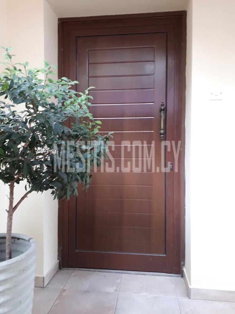 2 Bedroom House For Rent In Pallouriotissa In Nicosia_3877