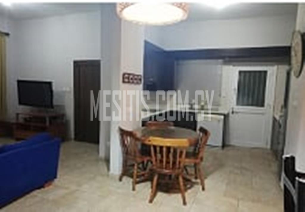 2 Bedroom House For Rent In Pallouriotissa In Nicosia_3877
