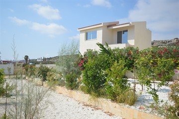 Seaview And Mountain View 2 & 3 Bedroom Villas For Sale In Pegeia, Pafos